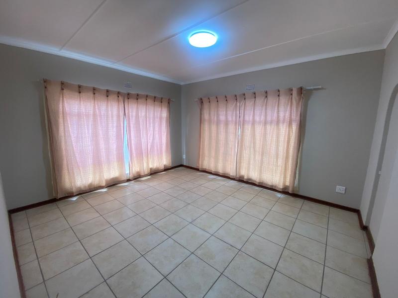 To Let 4 Bedroom Property for Rent in Kathu Northern Cape